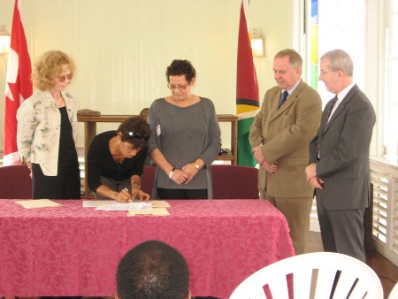 This image has been removed. For security reasons, only images from the local domain are allowed. Image removed.